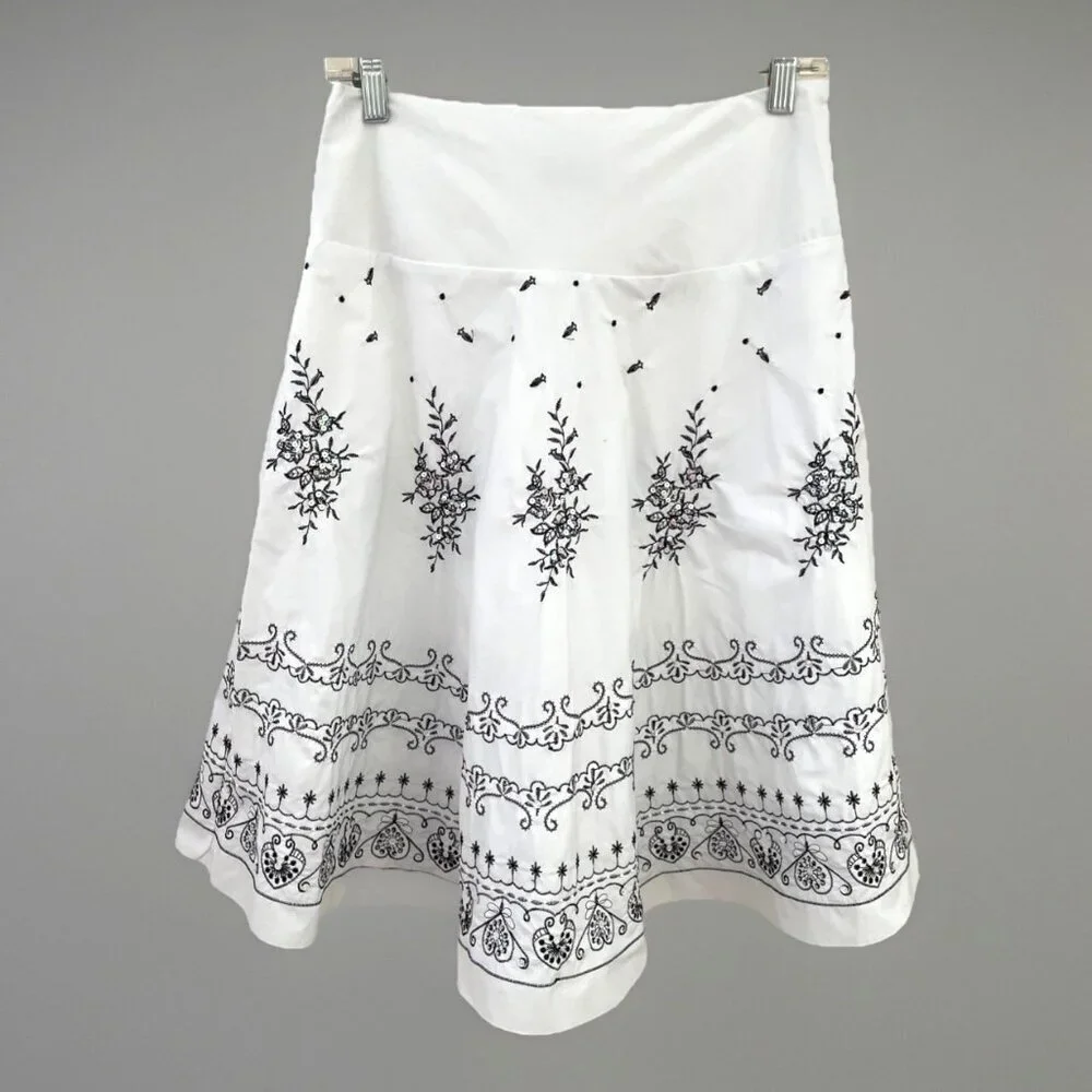 VTG 90 Ariel’s Fit & Flare Embroidered Skirt Size S White Feminine Fairy Whimsy